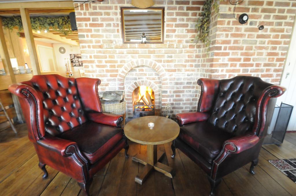 Royal Oak Hotel Hawkhurst Exterior photo
