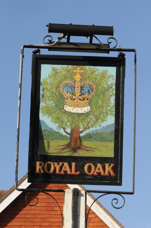 Royal Oak Hotel Hawkhurst Exterior photo